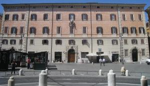 Piazza Borghese